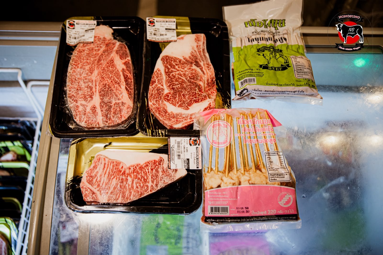 Fresh wagyu steaks